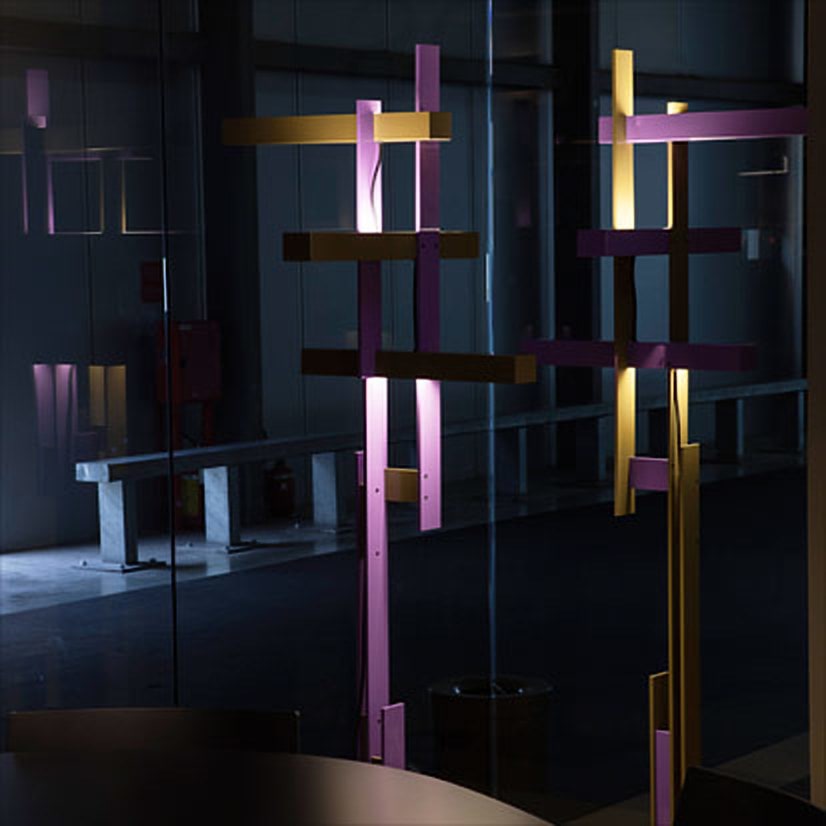 Las Floor Lamp by Oluce Floor Lamps